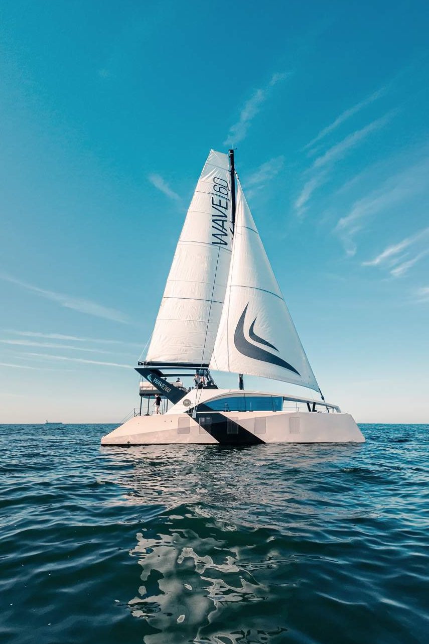 WAVE 60 _ exterior _ 5